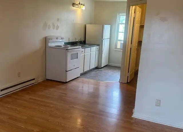 Property at 270 S Washington St Unit C, Berkeley Springs, WV, 25411, 0 beds, 1 bath, [object Object]