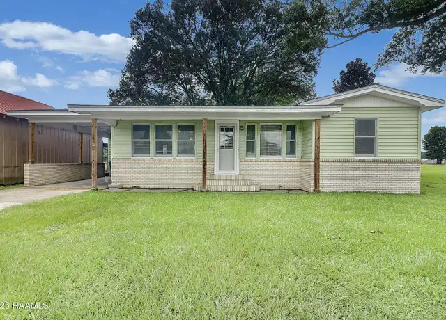 Property at 1303 Saint Mary St, Scott, LA, 70583, 3 beds, 1 bath, [object Object]
