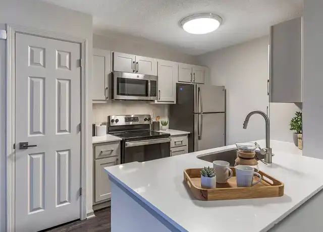 Property at Roswell Village - 100 Hemingway Ln, Roswell, GA, 30075, 1-3 bed, 1-2 bath, [object Object]