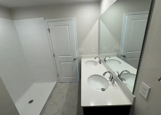 Property at 1219 Port Blue Way, Lady Lake, FL, 32159, 3 beds, 2.5 baths, [object Object]