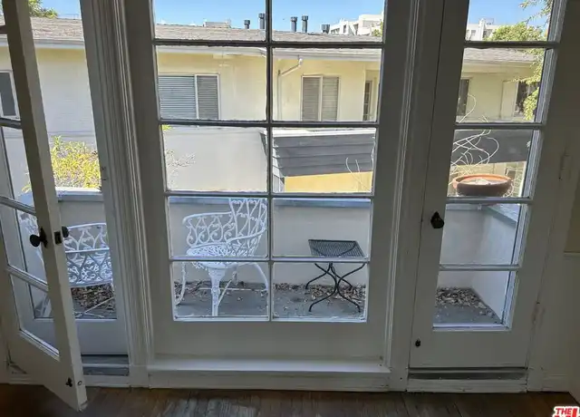 Property at 613 Midvale Ave Unit 613, Los Angeles, CA, 90024, 2 beds, 2 baths, [object Object]