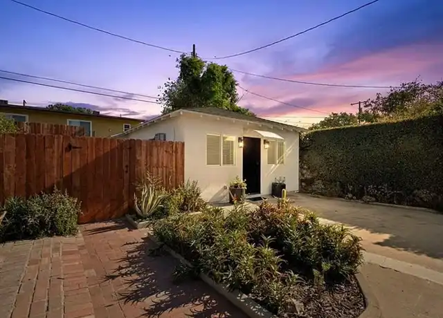 Property at 5514 Simpson Ave, Valley Village, CA, 91607, 1 bed, 1 bath, [object Object]