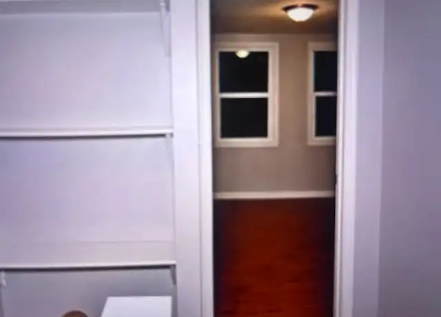 Property at 3307 Bero Rd, Halethorpe, MD, 21227, 2 beds, 1 bath, [object Object]