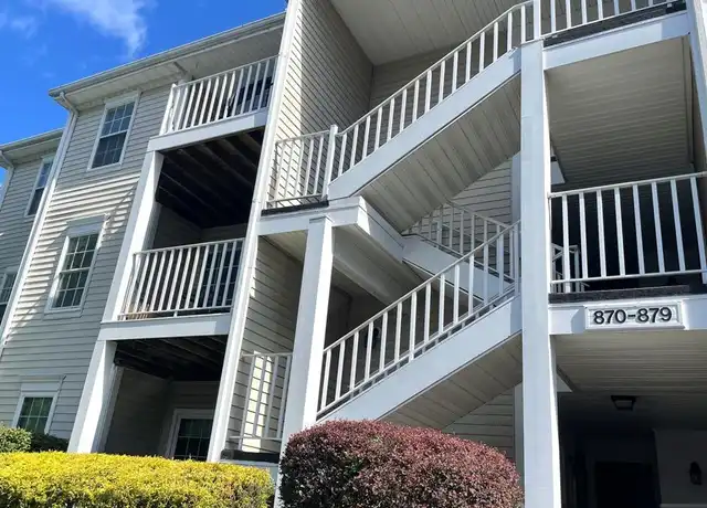 Property at 876 Juniper Way, Mahwah, NJ, 07430, 2 beds, 2 baths, [object Object]
