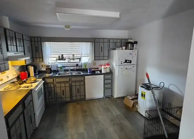 Property at 260 W Park Dr Unit 1, Grand Junction, CO, 81501, 2 beds, 1 bath, [object Object]