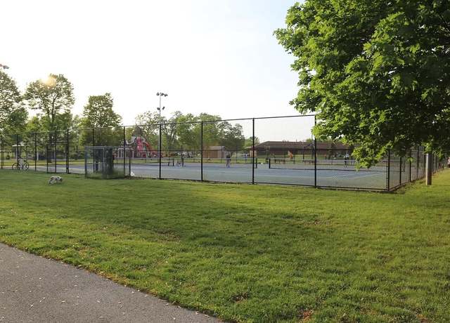 Photo of 10332 S Parkside #12, OAK LAWN, IL 60453