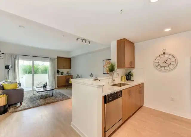 Property at 1440 Sunset Residences LLC - 1440 Gordon St, Los Angeles, CA, 90028, 1 bed, 1 bath, [object Object]