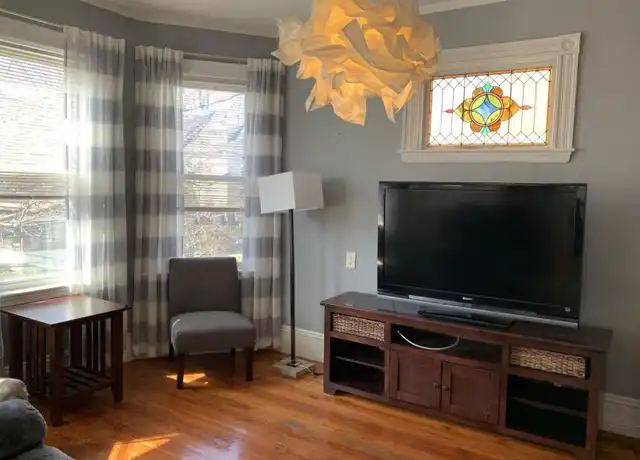 Property at 184 Brown St, Waltham, MA, 02453, 3 beds, 2 baths, [object Object]