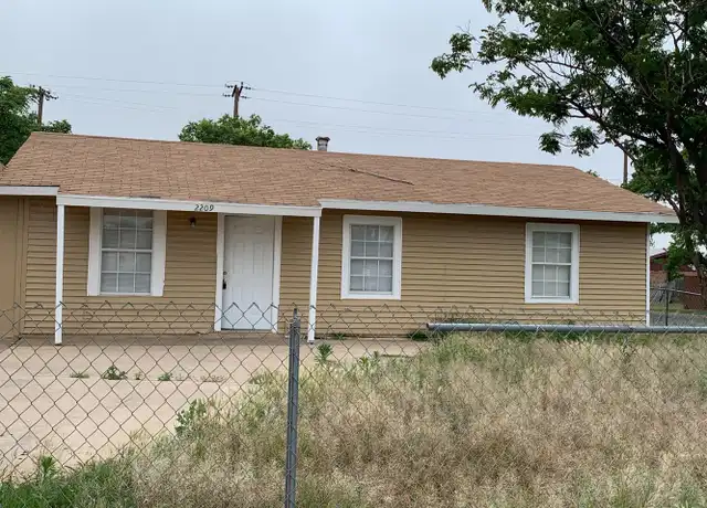 Property at 2209 E 29th St, Lubbock, TX, 79404, 3 beds, 1 bath, [object Object]
