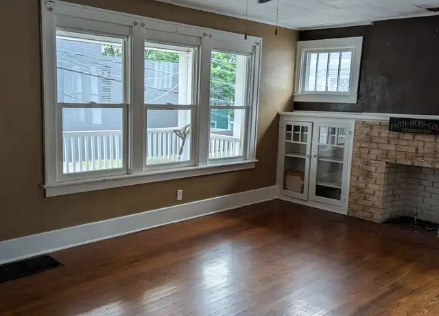Property at 119 Baker St Unit 119, Marion, OH, 43302, 2 beds, 1 bath, [object Object]