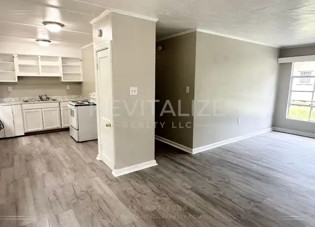 Property at 3232 Greenleaf Ct, Mobile, AL, 36605, 2 beds, 1 bath, [object Object]