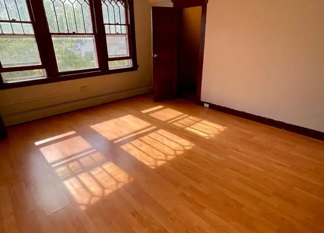 Property at 42 Carmel St Unit 3, New Haven, CT, 06511, 2 beds, 1 bath, [object Object]