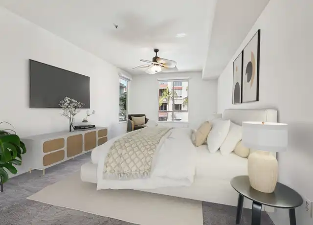 Property at 100 S Alameda St, Los Angeles, CA, 90012, 1 bed, 1 bath, [object Object]