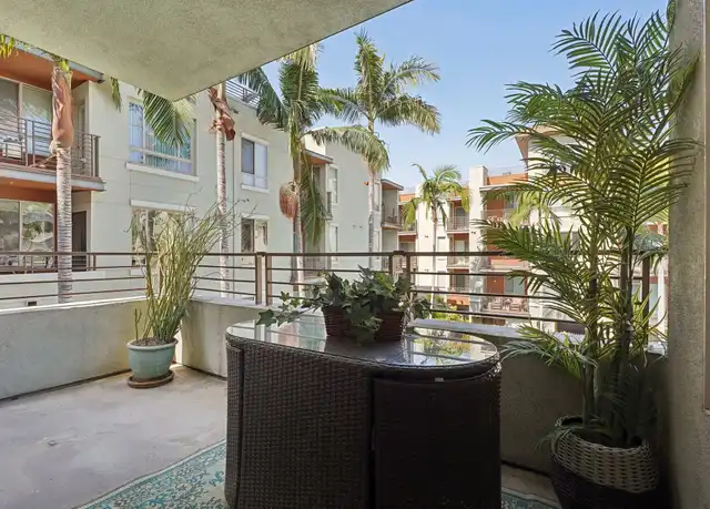 Property at 100 S Alameda St, Los Angeles, CA, 90012, 1 bed, 1 bath, [object Object]