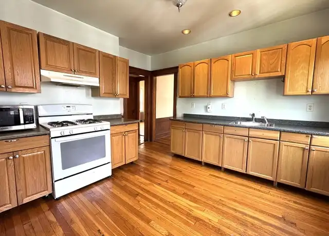 Property at 18 Saint Peter St Unit 3, Boston, MA, 02130, 2 beds, 1 bath, [object Object]