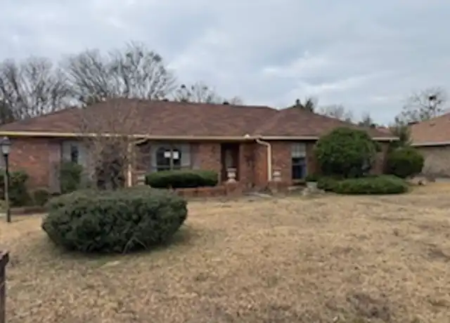 Property at 2763 N Wallace Dr, Montgomery, AL, 36116, 3 beds, 2 baths, [object Object]