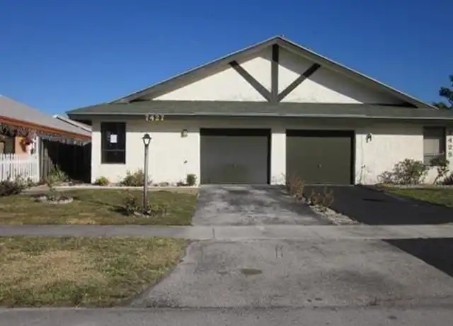 Property at 7427 SW 13th St, North Lauderdale, FL, 33068, 3 beds, 2 baths, [object Object]