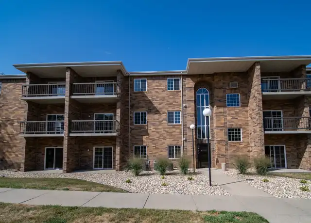 Property at Newly Remodeled Apartments at Lewis Landing - 617 N Lewis Ave, Sioux Falls, SD, 57103, 2 beds, 1 bath, [object Object]