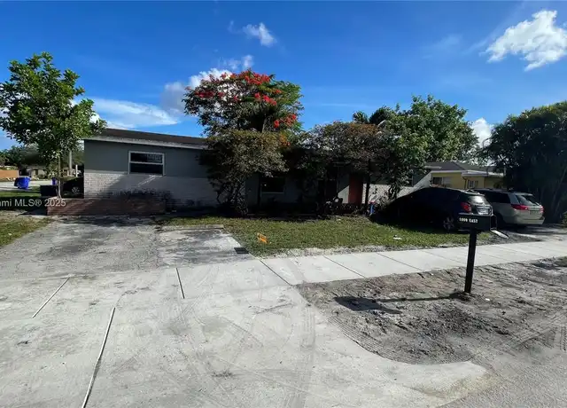 Property at 5900 Garfield St, Hollywood, FL, 33021, 2 beds, 1 bath, [object Object]