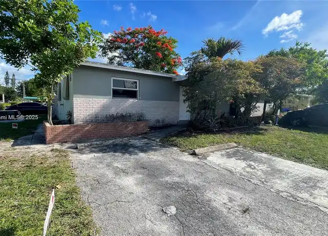 Property at 5900 Garfield St, Hollywood, FL, 33021, 2 beds, 1 bath, [object Object]