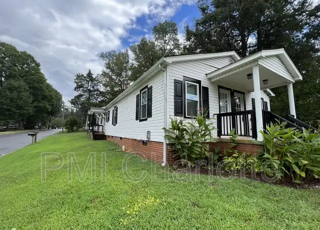 Property at 621 W Iredell Ave, Mooresville, NC, 28115, 1 bed, 1 bath, [object Object]