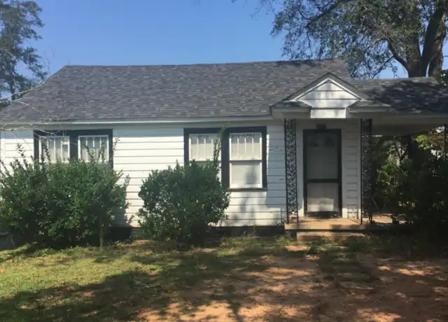 Property at 202 W Hampton St, Anderson, SC, 29624, 2 beds, 1 bath, [object Object]