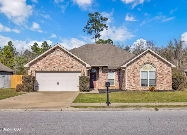 Property at 62 Tantallon Dr, Ocean Springs, MS, 39564, 4 beds, 2 baths, [object Object]