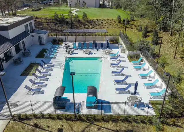 Property at Icon Avondale Apartments - 3330 Mountain Dr, Decatur, GA, 30032, 3 beds, 2 baths, [object Object]
