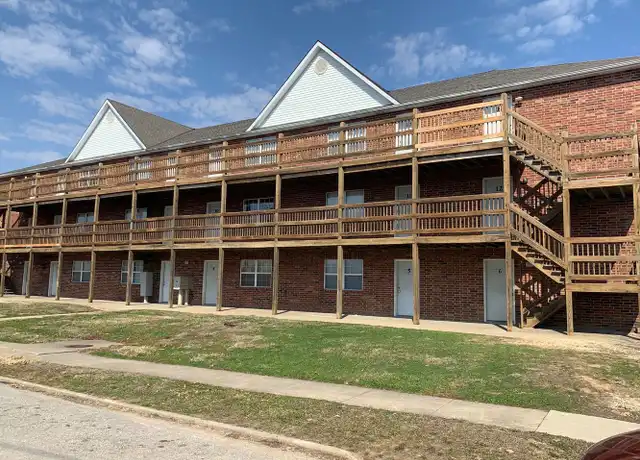 Property at 215 McGoodwin St Apt 09, Warrensburg, MO, 64093, 2 beds, 1 bath, [object Object]