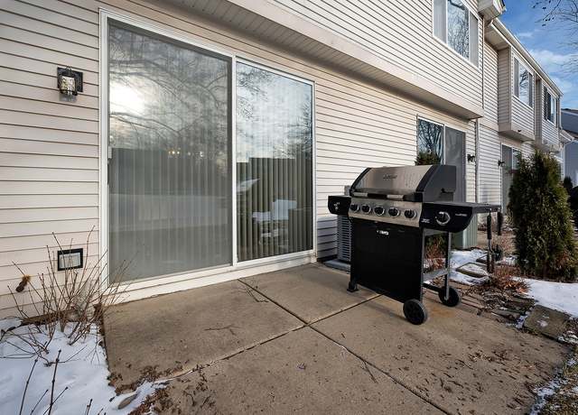 Photo of 2811 Odlum Dr, Schaumburg, IL 60194