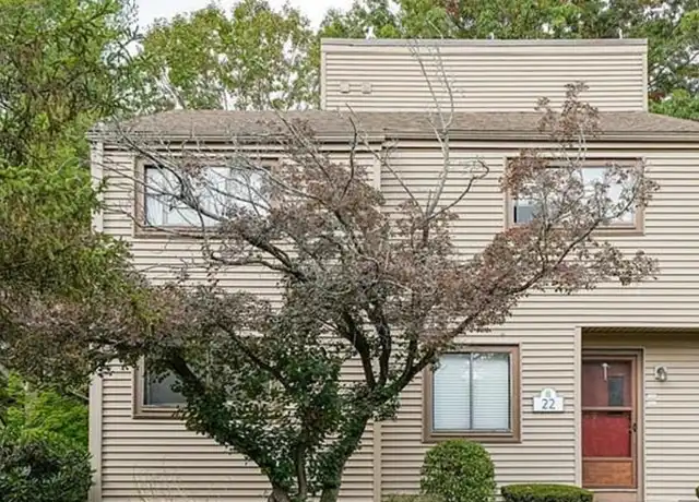 Property at 16 Greenbriar Dr, Farmington, CT, 06032, 2 beds, 3 baths, [object Object]