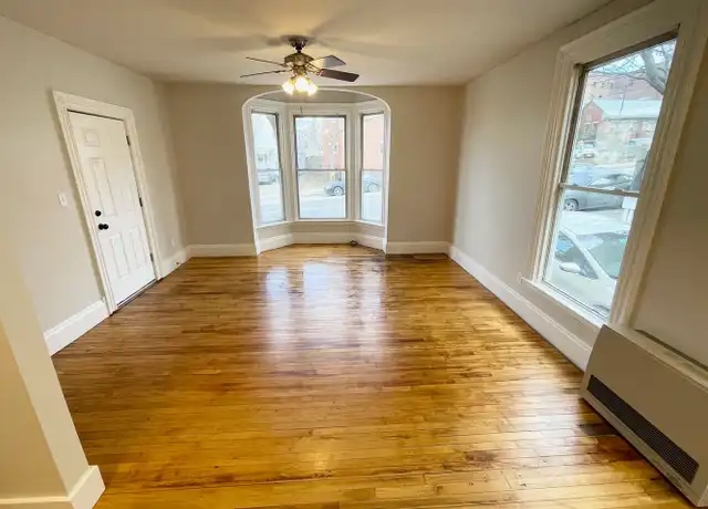 Property at 236 High St Unit 1, Portland, ME, 04101, 1 bed, 1 bath, [object Object]