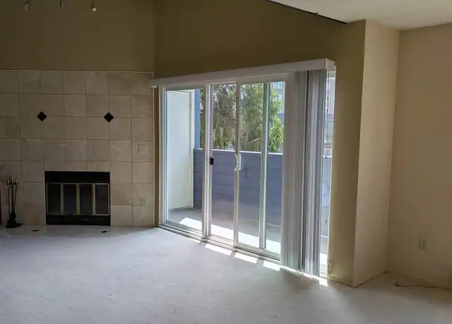 Property at 1100 Harrington Ave NE #309, Renton, WA, 98056, 1 bed, 1 bath, [object Object]