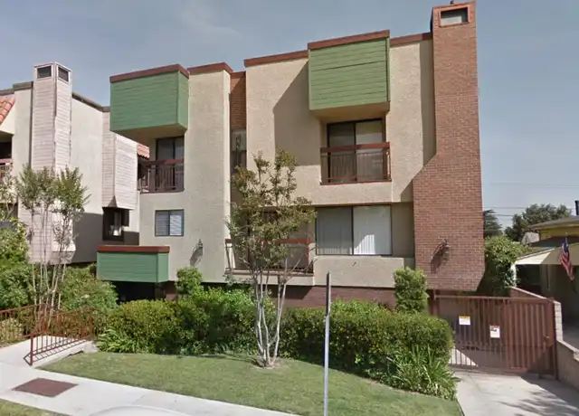 Property at 1046 Grover Ave Unit 202, Glendale, CA, 91201, 3 beds, 2.5 baths, [object Object]