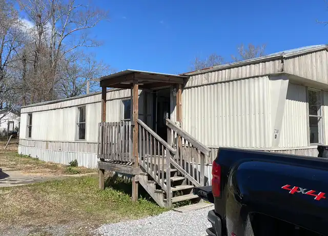 Property at 738 Smith St, West Monroe, LA, 71292, 2 beds, 1 bath, [object Object]