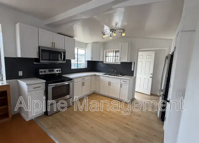 Property at 806 52nd Ave Unit B, Oakland, CA, 94601, 2 beds, 1 bath, [object Object]