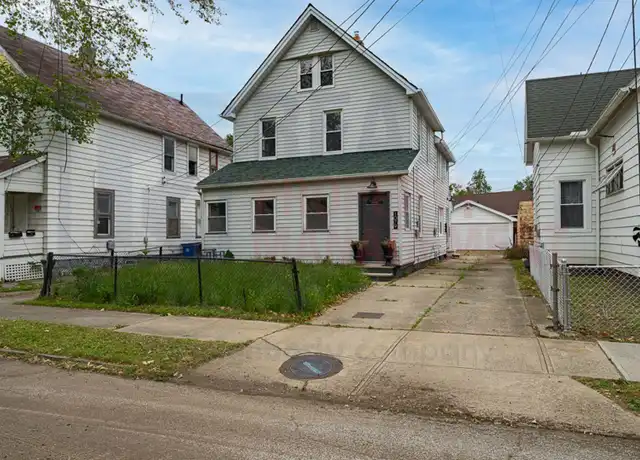 Property at 1079 E 68th St Unit Upper Unit, Cleveland, OH, 44103, 3 beds, 1 bath, [object Object]