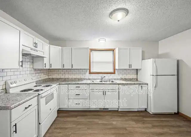 Property at 1908 5th Ave, Leavenworth, KS, 66048, 3 beds, 1.5 baths, [object Object]