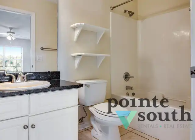 Property at 4270 Calinda Ln #338, Niceville, FL, 32578, 1 bed, 1 bath, [object Object]