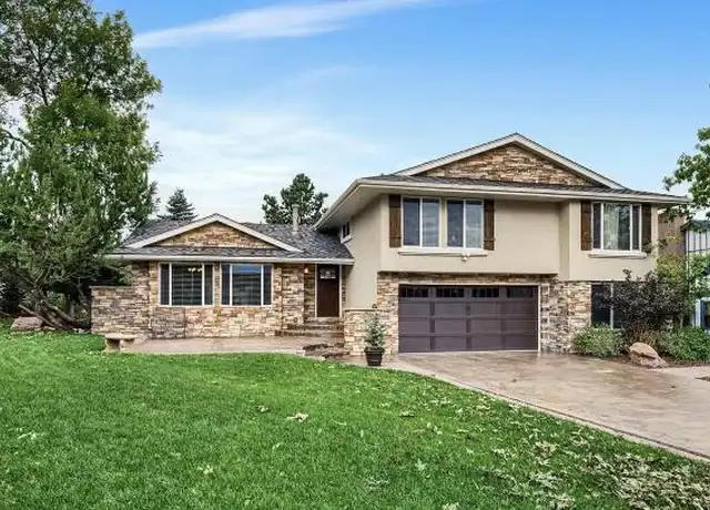 Property at 208 W Cheyenne Mountain Blvd, Colorado Springs, CO, 80906, 5 beds, 4 baths, [object Object]