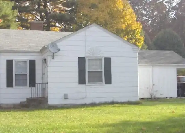 Property at 1407 Grissom Ln, Blacksburg, VA, 24060, 2 beds, 1 bath, [object Object]