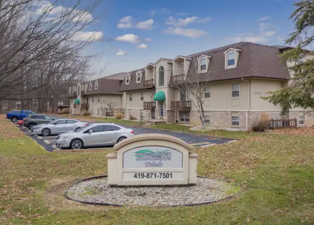 Property at 2132 Stirrup Ln Unit A104, Toledo, OH, 43613, 2 beds, 1 bath, [object Object]