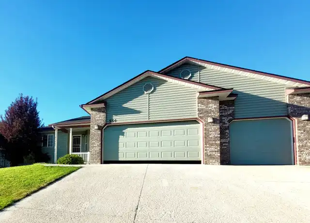Property at 554 W Palmer Dr, Nampa, ID, 83686, 4 beds, 2 baths, [object Object]