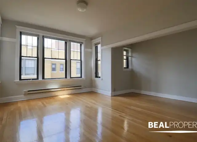 Property at 721 W Barry Ave Unit B1s, Chicago, IL, 60657, 0 beds, 1 bath, [object Object]