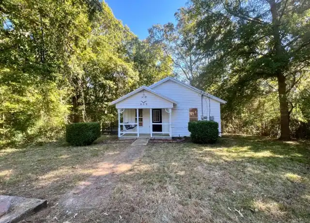 Property at 202 Lakeview Dr, Booneville, MS, 38829, 3 beds, 1 bath, [object Object]
