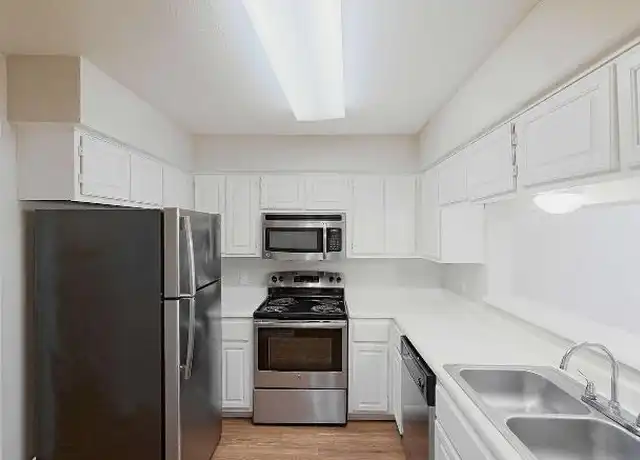 Property at 3200 S Center St, Arlington, TX, 76014, 2 beds, 1 bath, [object Object]