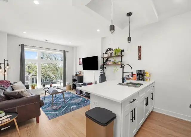 Property at 4129 N Saint Louis Ave Unit 2, Chicago, IL, 60618, 3 beds, 1 bath, [object Object]