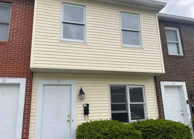 Property at 3409 Gaines Mill Rd Unit 13, Springfield, IL, 62704, 2 beds, 1.5 baths, [object Object]