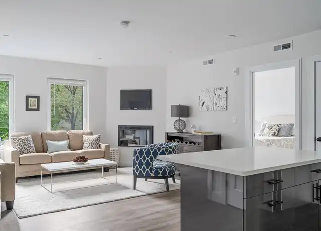 Property at 317 Belgrade Ave Unit 402, Roslindale, MA, 02131, 2 beds, 2 baths, [object Object]