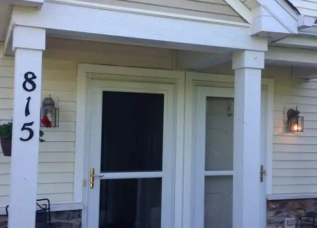 Property at 815 Silverstone Dr, Carpentersville, IL, 60110, 2 beds, 2 baths, [object Object]